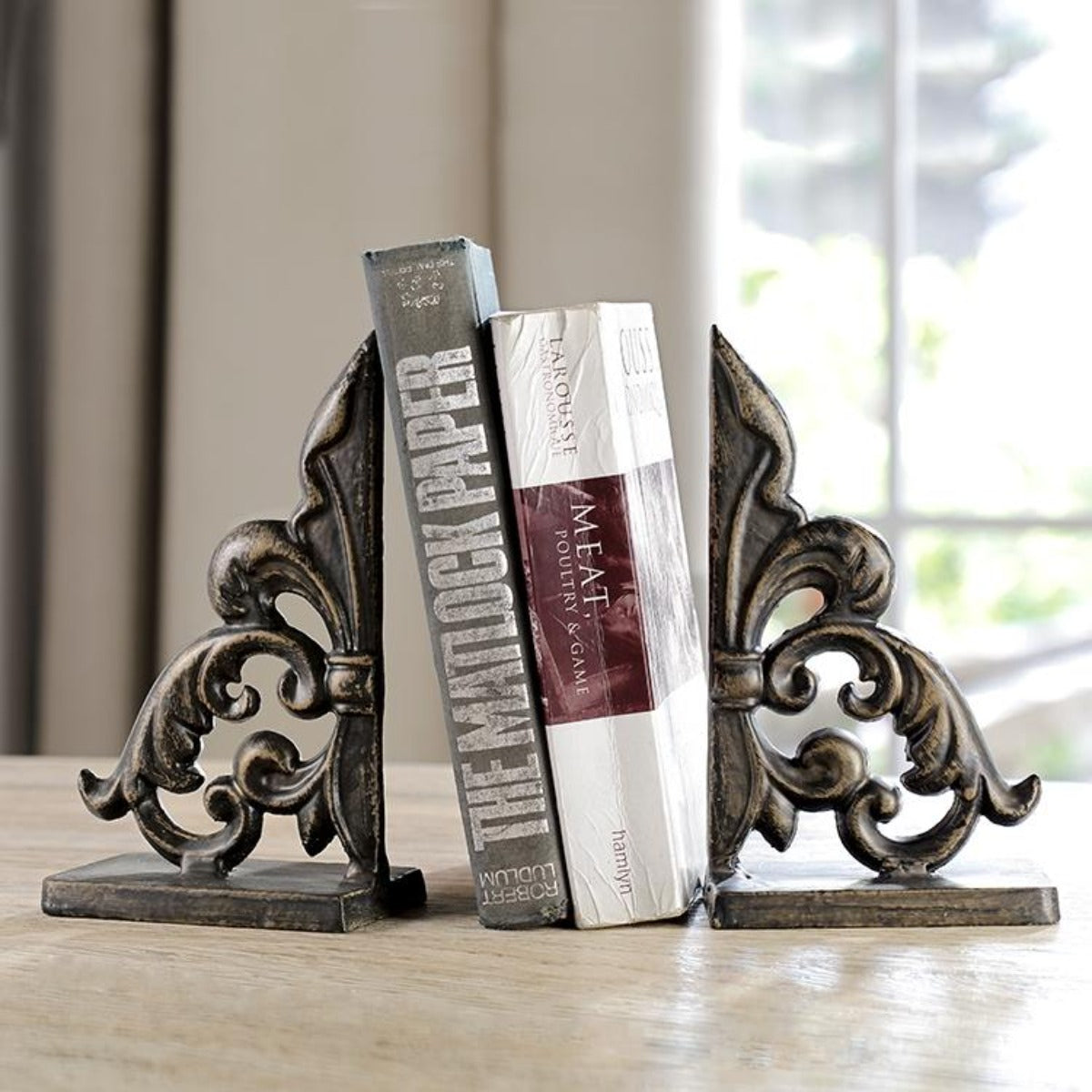 Fleur-de-Lis Iron Bookends